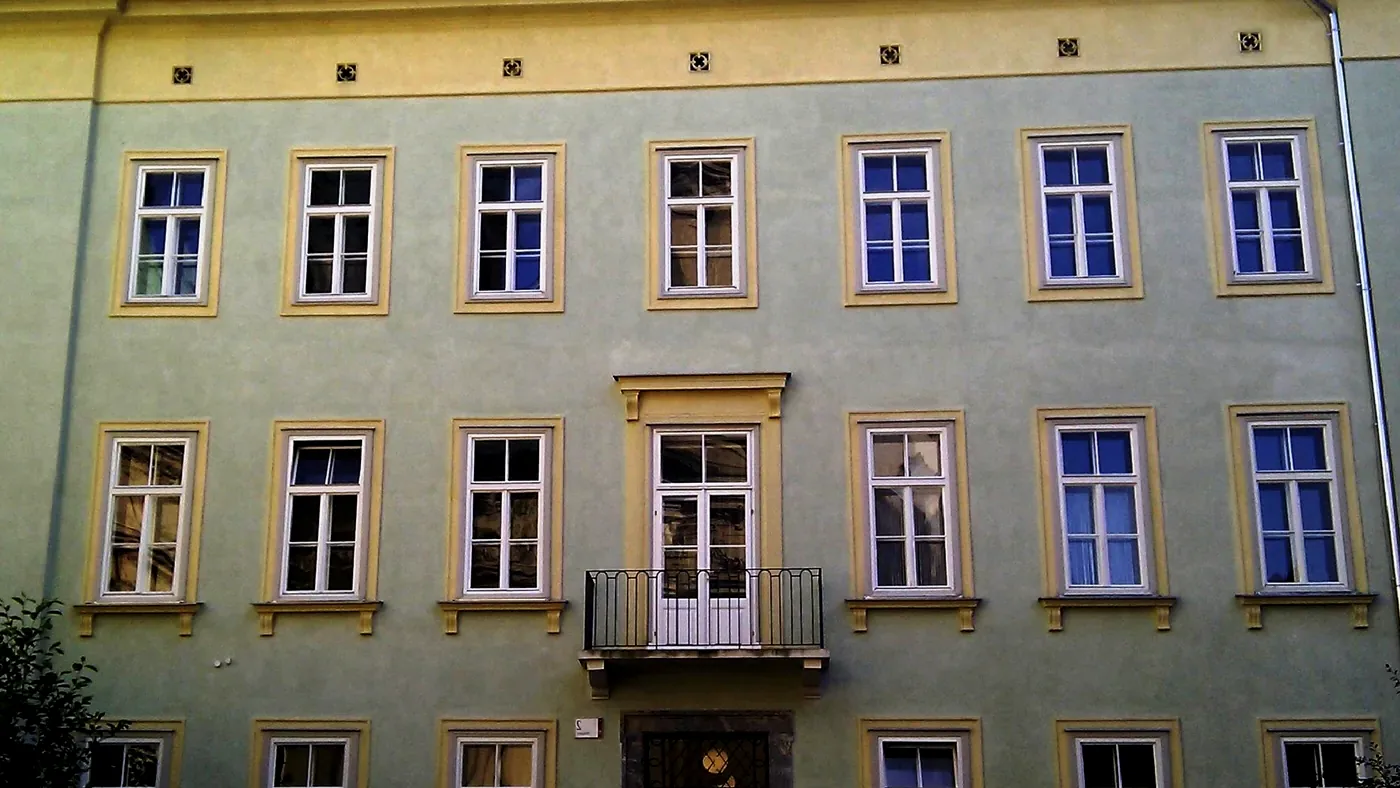 Österreichischer Legal-Tech-Arbeitsplatz für Google-Review-Entfernung